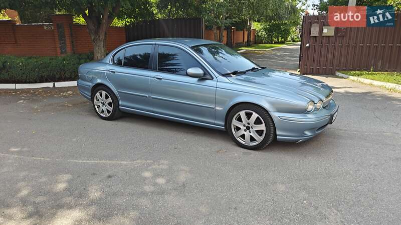 Седан Jaguar X-Type 2005 в 