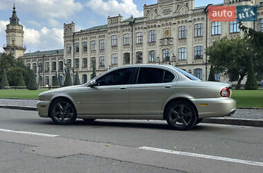 Седан Jaguar X-Type 2009 в 