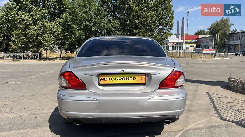 Седан Jaguar X-Type 2001 в Николаеве