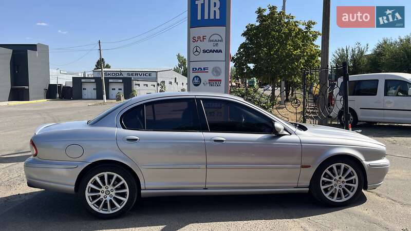 Седан Jaguar X-Type 2001 в Николаеве
