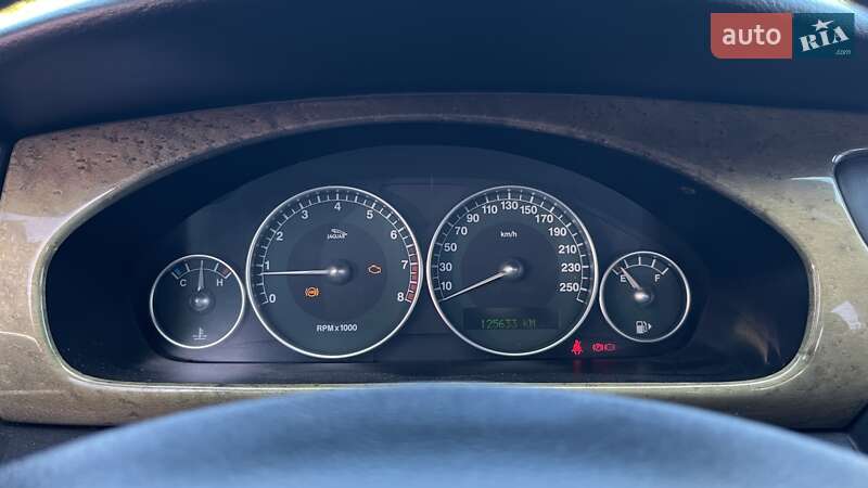 Седан Jaguar X-Type 2001 в Николаеве