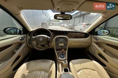 Седан Jaguar X-Type 2006 в 