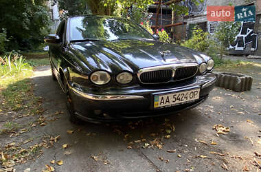 Седан Jaguar X-Type 2001 в Киеве