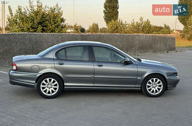 Седан Jaguar X-Type 2003 в 
