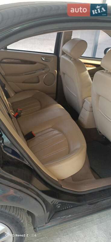 Седан Jaguar X-Type 2007 в Горишних Плавнях