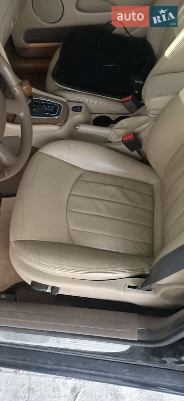 Седан Jaguar X-Type 2007 в Горишних Плавнях