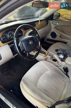Седан Jaguar X-Type 2006 в 