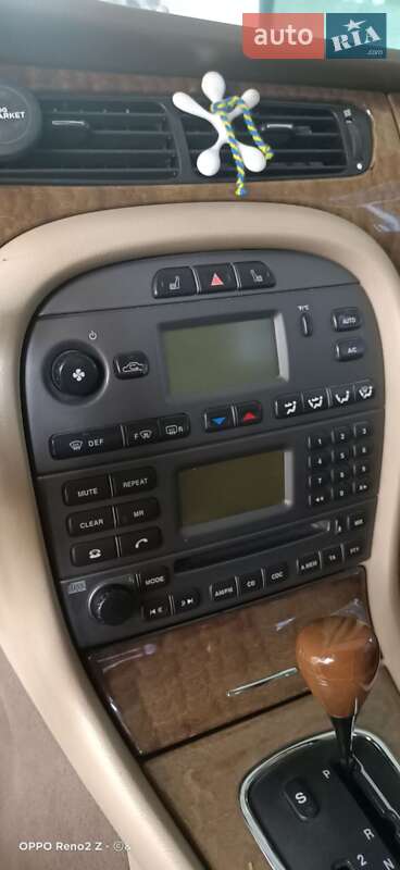 Седан Jaguar X-Type 2007 в Горишних Плавнях