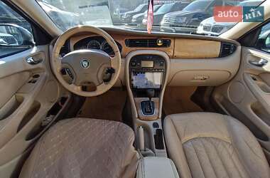 Седан Jaguar X-Type 2001 в 