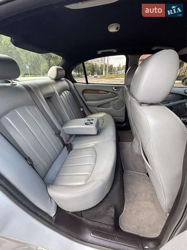 Седан Jaguar X-Type 2005 в Житомирі