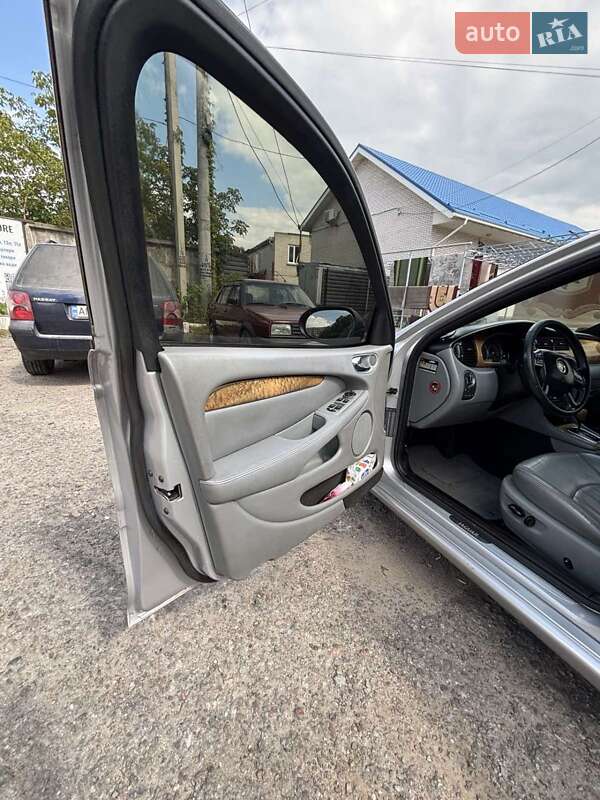 Седан Jaguar X-Type 2005 в Житомирі