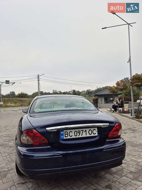 Седан Jaguar X-Type 2004 в Львове