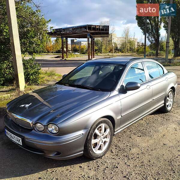 Седан Jaguar X-Type 2006 в 