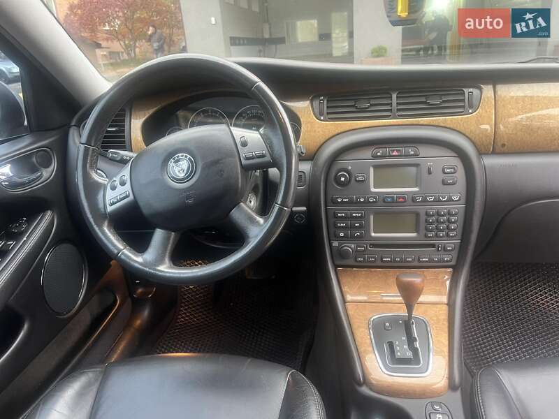 Седан Jaguar X-Type 2007 в Харькове
