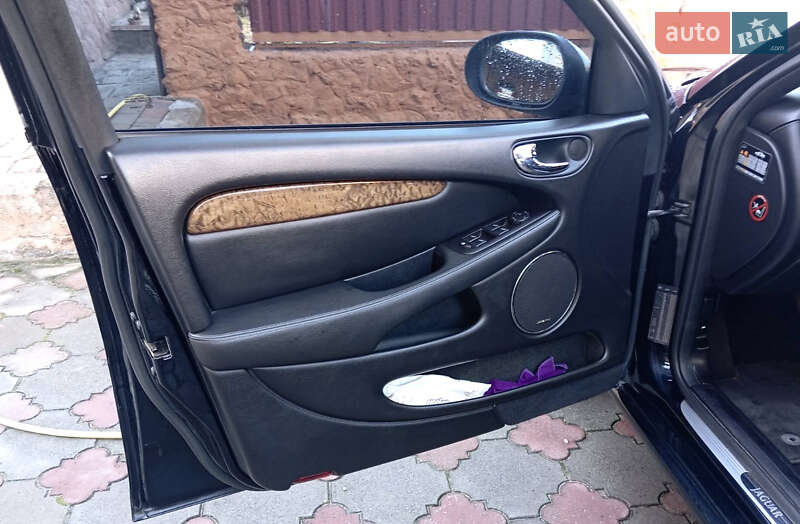 Седан Jaguar X-Type 2006 в Хмельницком