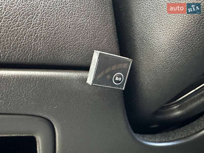 Седан Jaguar X-Type 2004 в Киеве