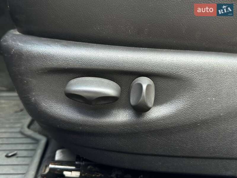 Седан Jaguar X-Type 2004 в Киеве