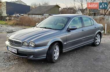 Седан Jaguar X-Type 2004 в Киеве