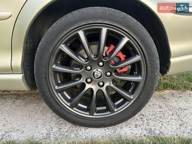 Седан Jaguar X-Type 2007 в Радехові