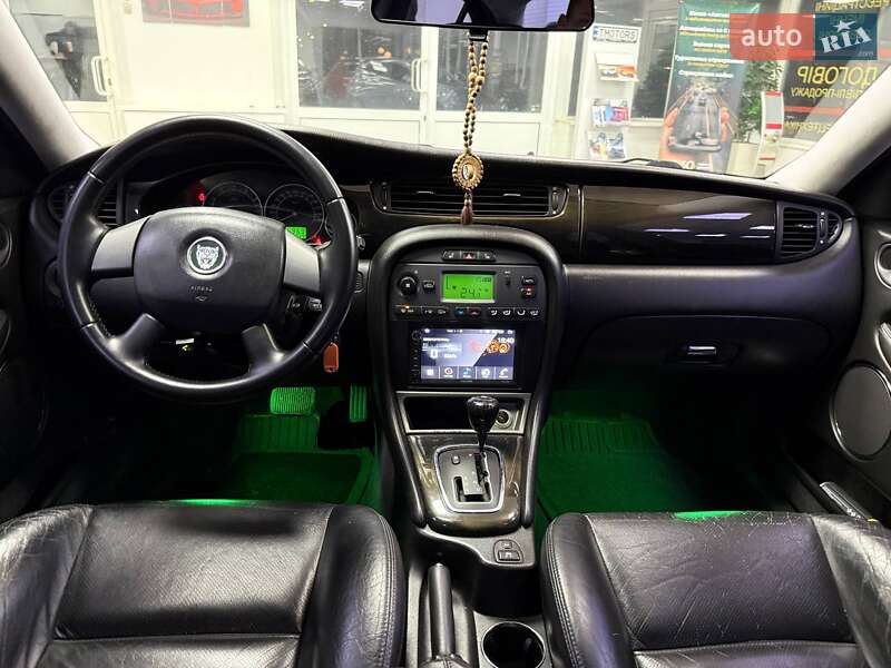 Седан Jaguar X-Type 2004 в Киеве фото 21 Седан Jaguar X-Type 2004 в Киеве