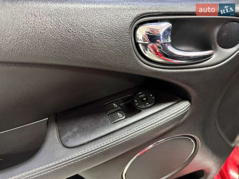 Седан Jaguar X-Type 2004 в Киеве фото 17 Седан Jaguar X-Type 2004 в Киеве