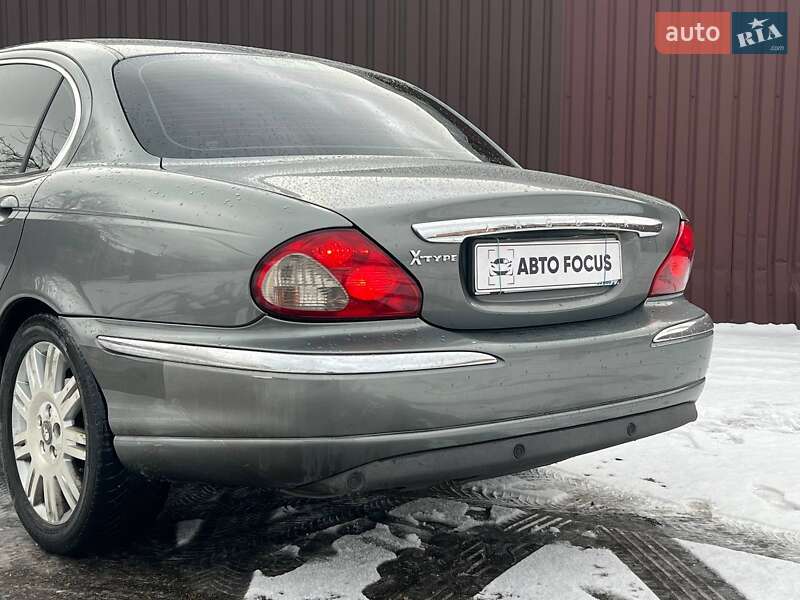Седан Jaguar X-Type 2005 в Киеве