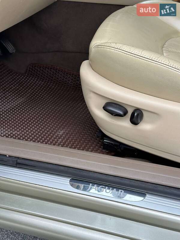 Седан Jaguar X-Type 2006 в Житомире