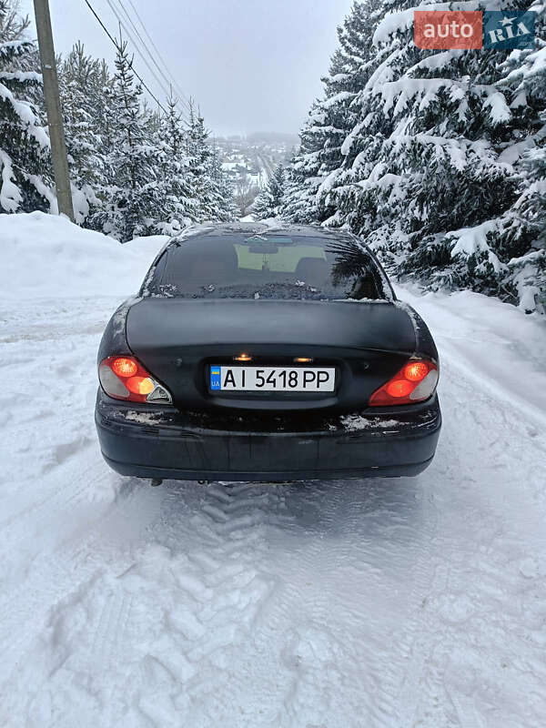 Седан Jaguar X-Type 2007 в Нетешине