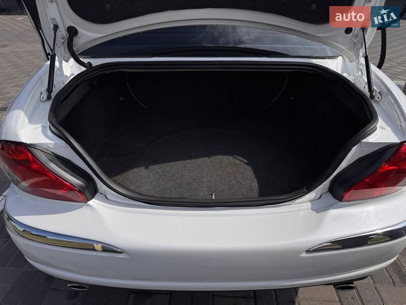 Седан Jaguar X-Type 2007 в Киеве