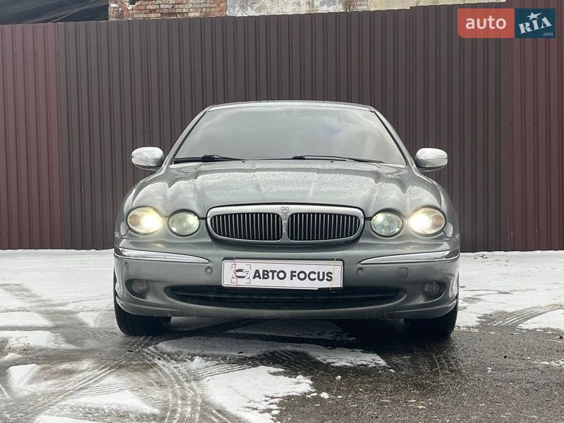 Седан Jaguar X-Type 2005 в Киеве