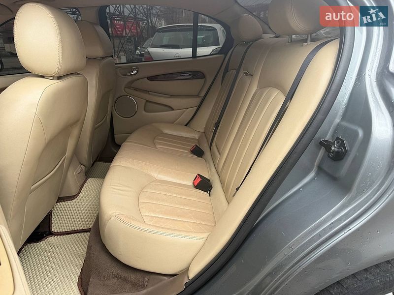 Седан Jaguar X-Type 2005 в Киеве