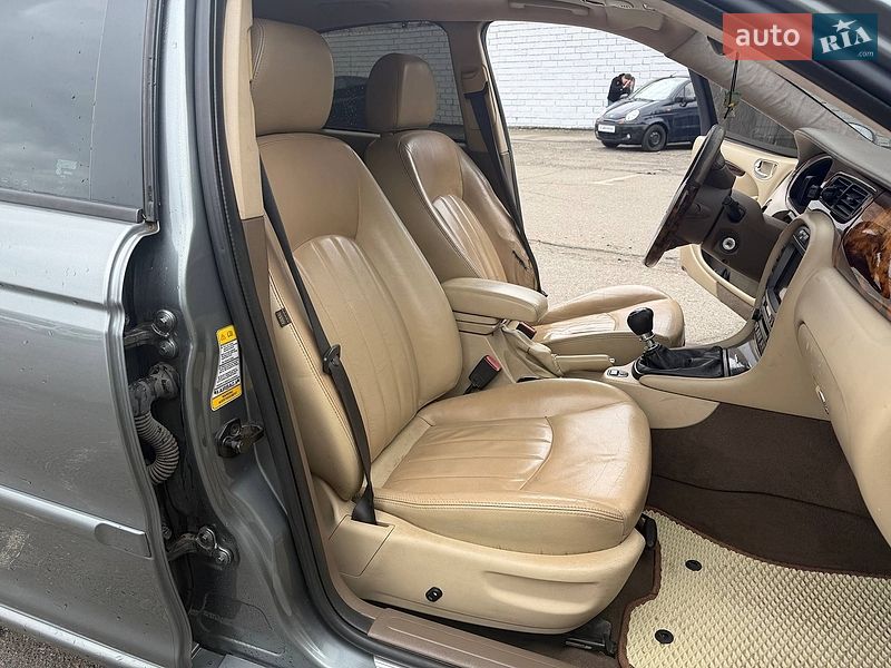 Седан Jaguar X-Type 2005 в Киеве