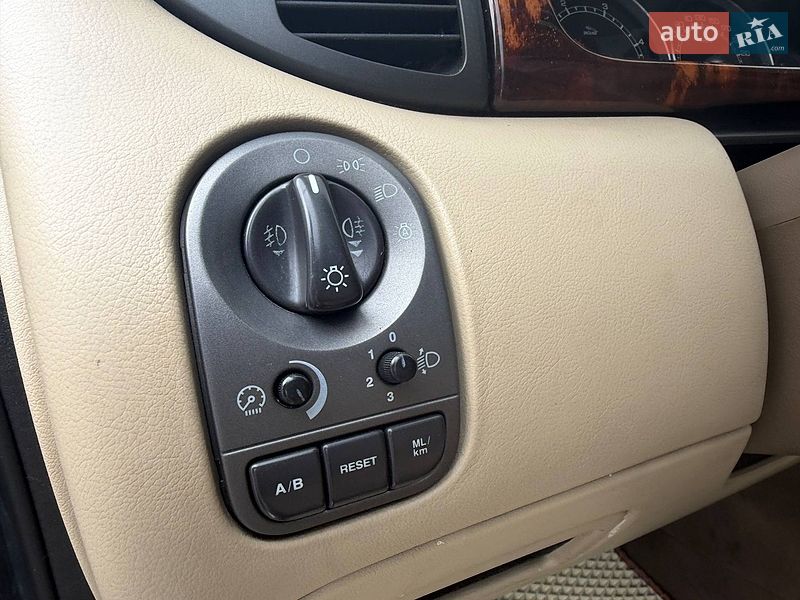 Седан Jaguar X-Type 2005 в Киеве