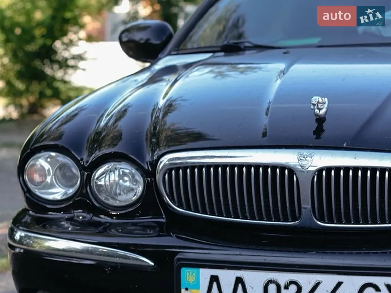 Jaguar X-Type