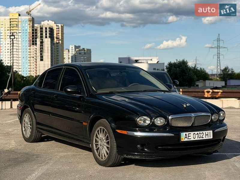 Jaguar X-Type, photos from the listing