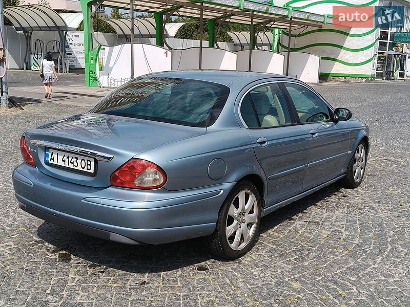 Седан Jaguar X-Type 2005 в Броварах