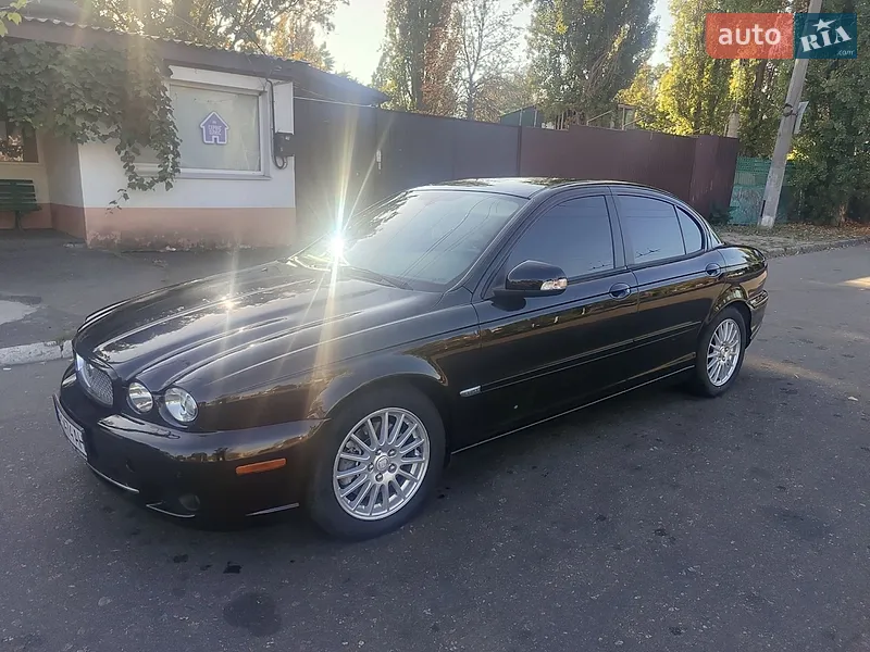 Jaguar X-Type