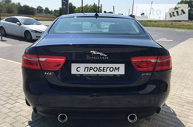 Седан Jaguar XE 2015 в Днепре