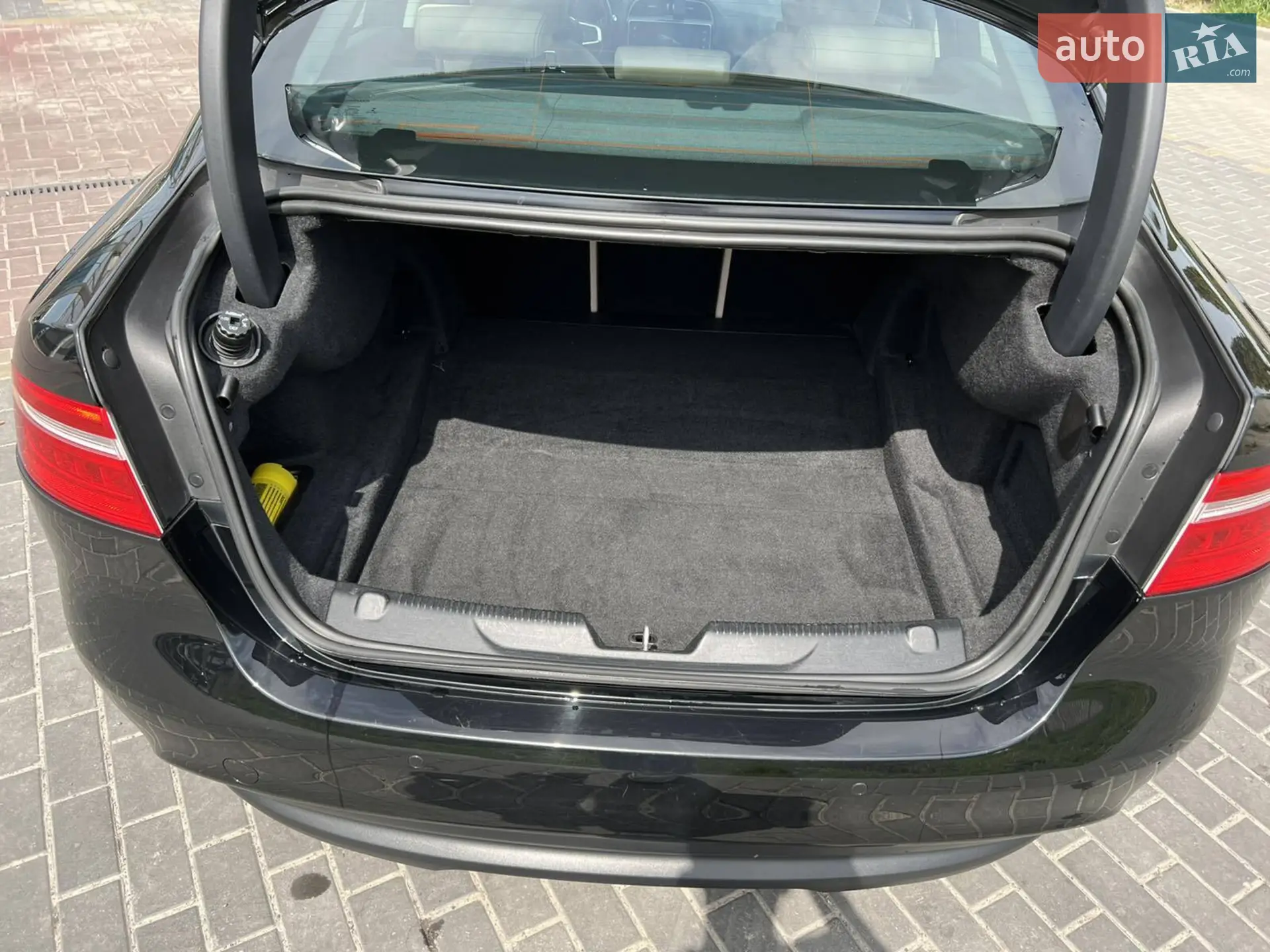 2018 Jaguar XE - мініатюра 38