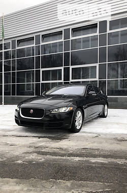 Седан Jaguar XE 2016 в Киеве