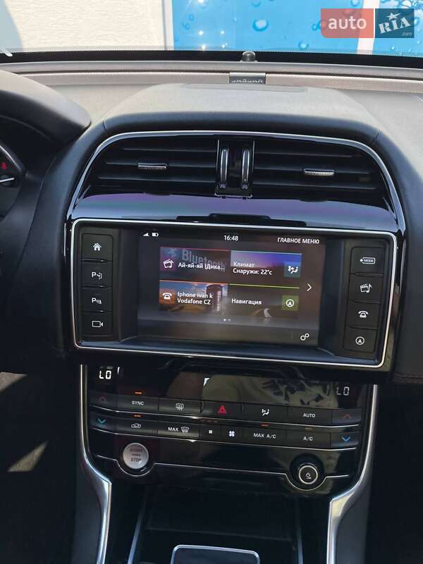 Седан Jaguar XE 2015 в Тячеві фото 11 Седан Jaguar XE 2015 в Тячеві