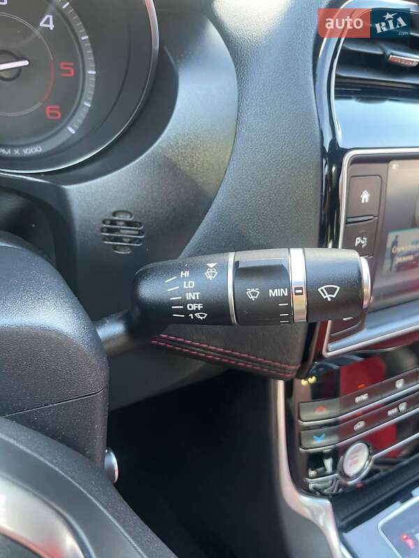 Седан Jaguar XE 2015 в Тячеві фото 19 Седан Jaguar XE 2015 в Тячеві