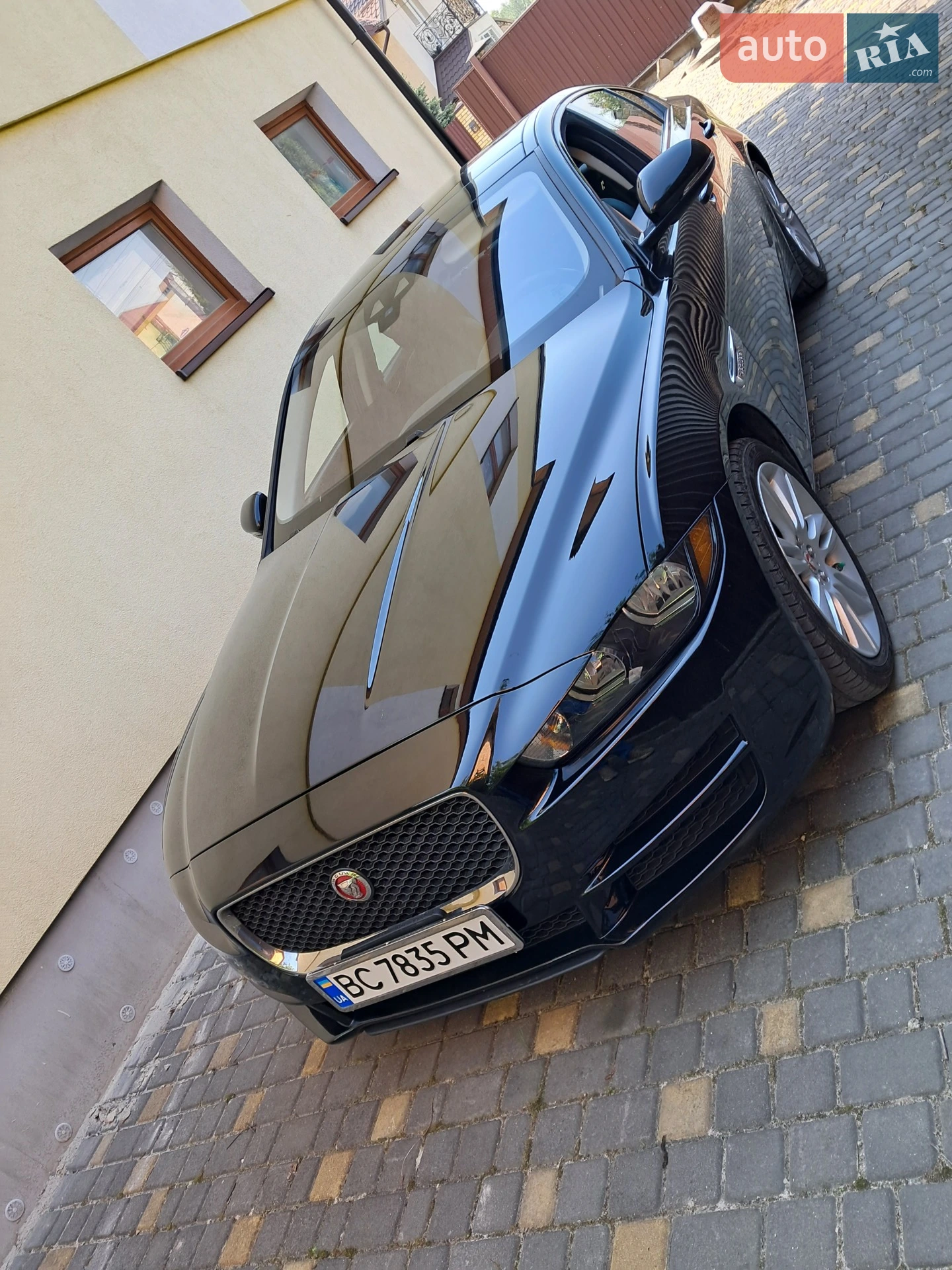 2019 Jaguar XE - мініатюра 20