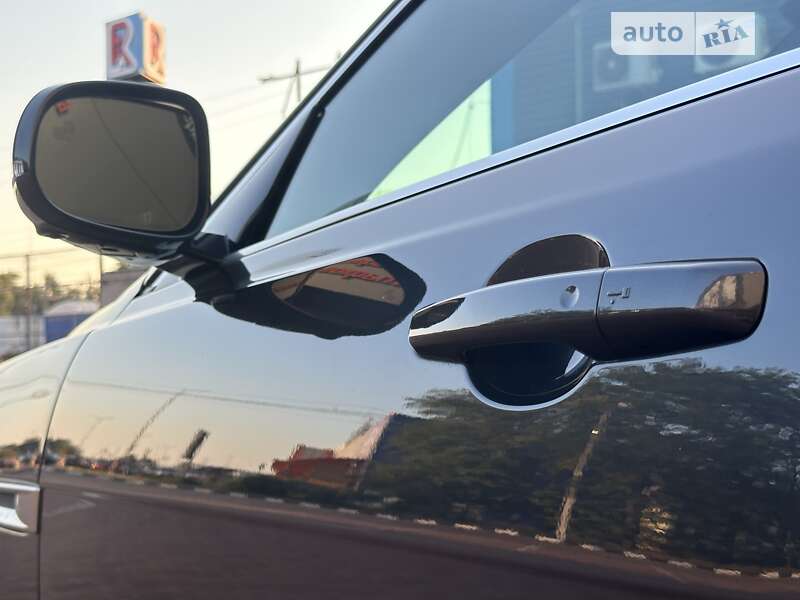 Седан Jaguar XE 2020 в Киеве