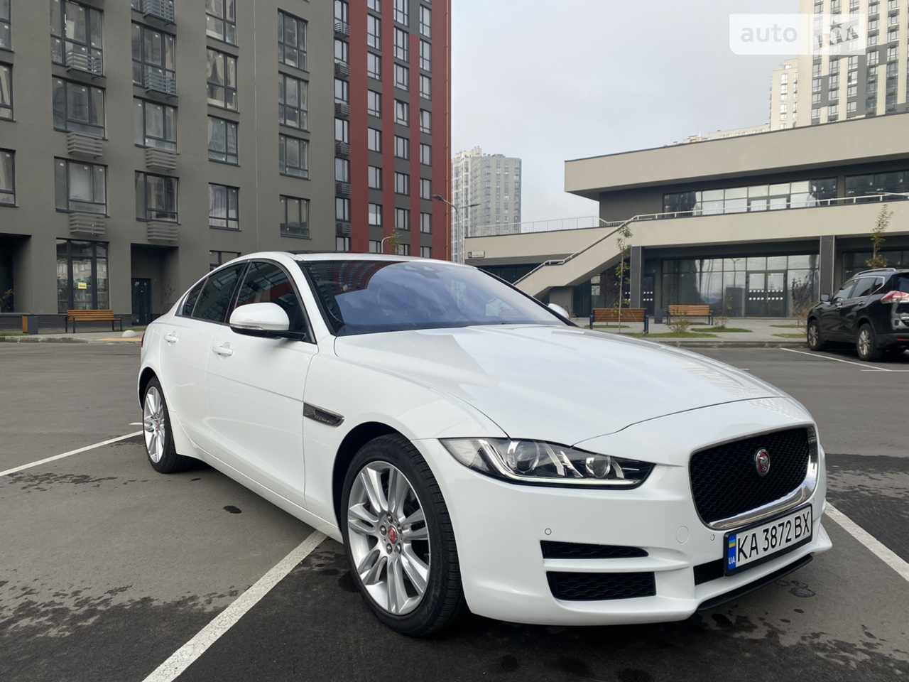 2018 Jaguar XE - мініатюра 37