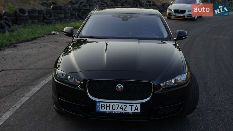 Седан Jaguar XE 2017 в Одессе