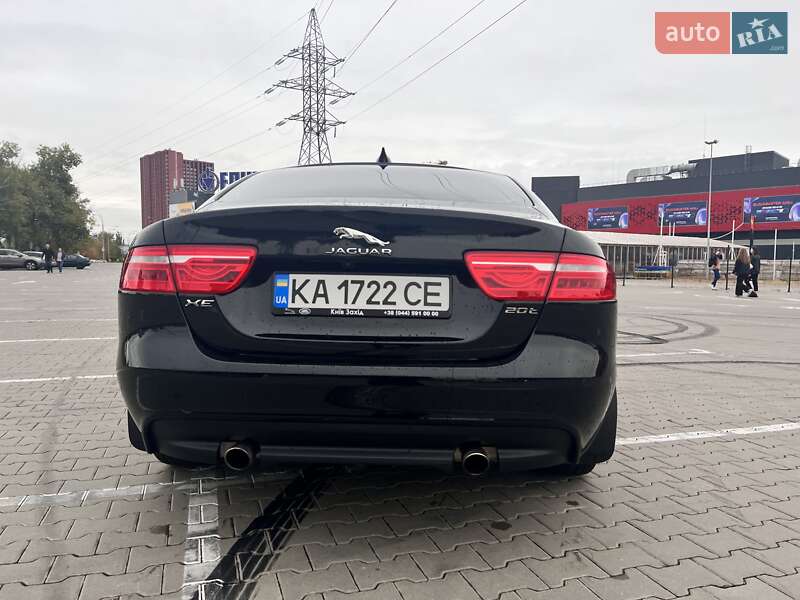 Седан Jaguar XE 2017 в Полтаве
