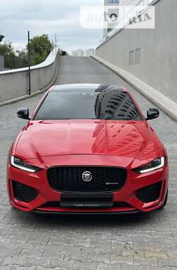 Седан Jaguar XE 2020 в Киеве