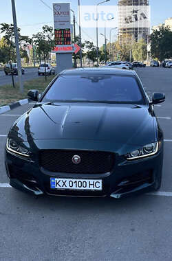 Седан Jaguar XE 2016 в Харкові