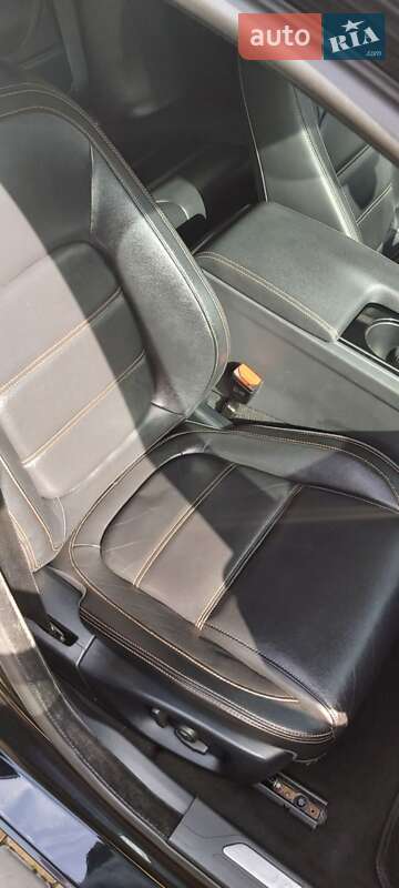 Седан Jaguar XE 2016 в Одессе